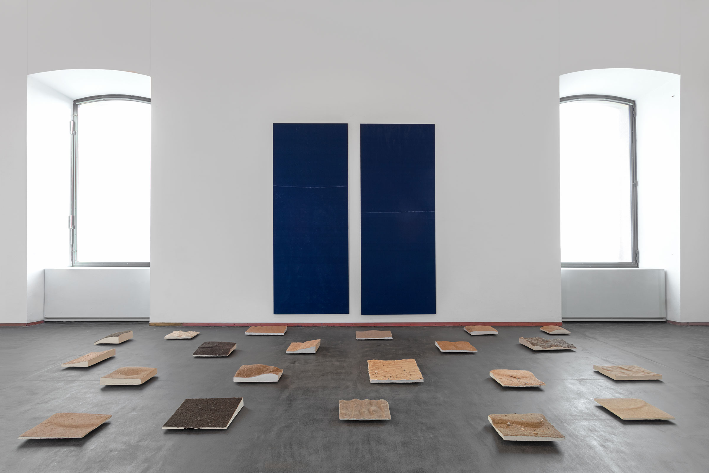 Renato Leotta, Gipsoteca, 2012-in corso, u0022u2026nella gravitazione universaleu0022, 2024